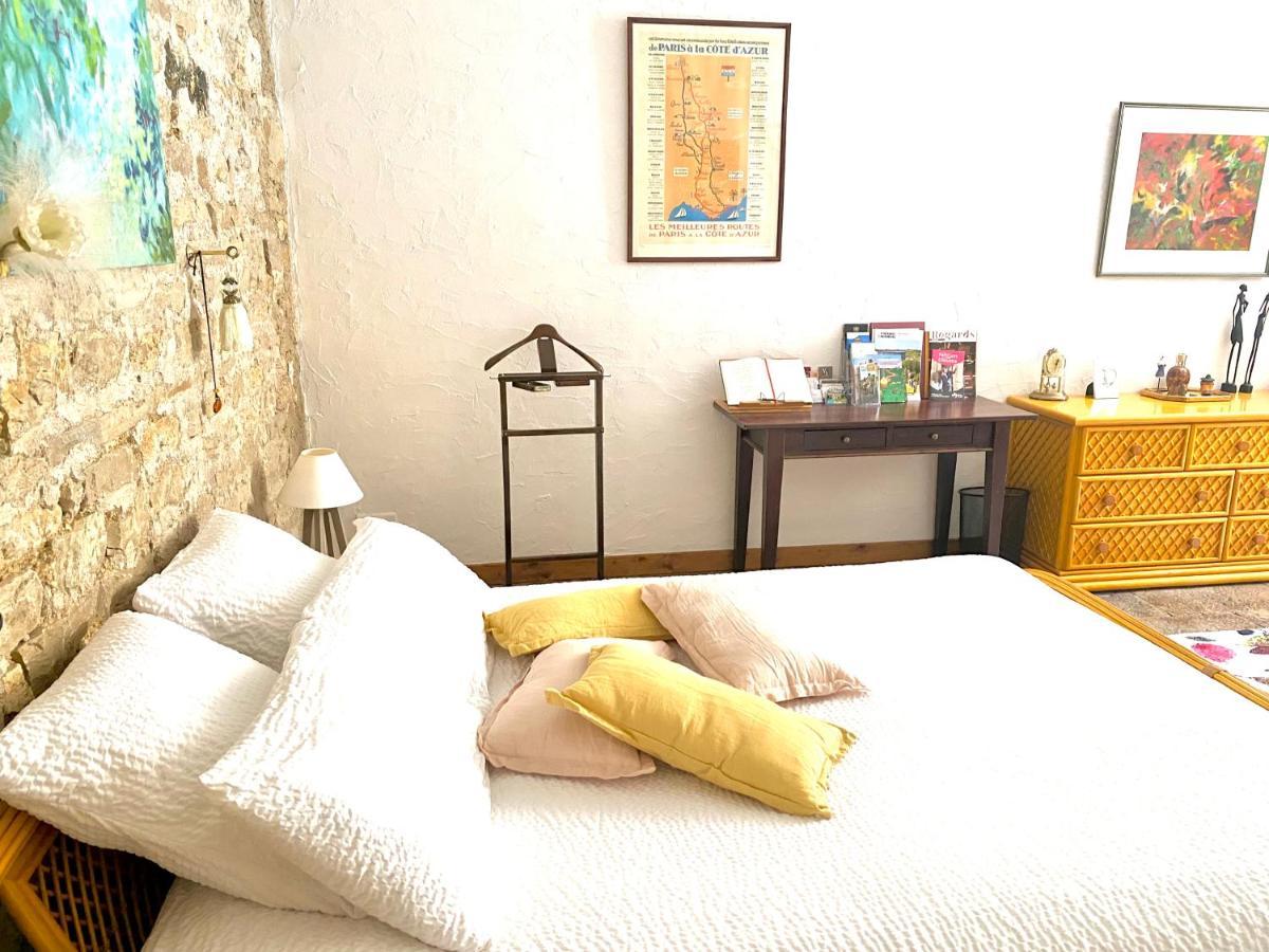 "Le Jardin" Chambre De Charme, Piscine A Meursault Eksteriør billede